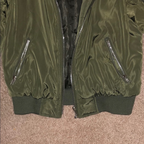 Bomber jacket - Picture 3 of 5